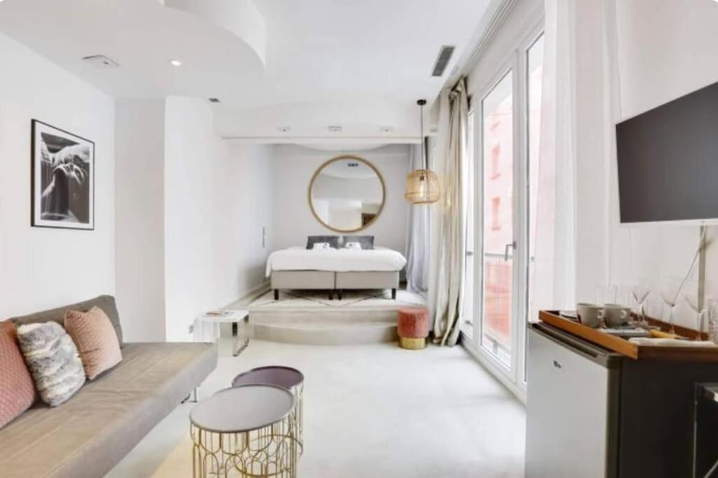 Mini-hôtel Magnifique Parisien - Marais