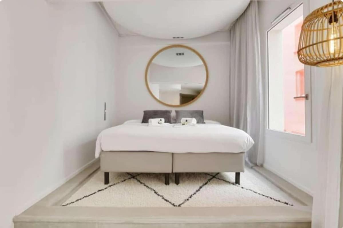 Mini-hôtel Magnifique Parisien - Marais *
